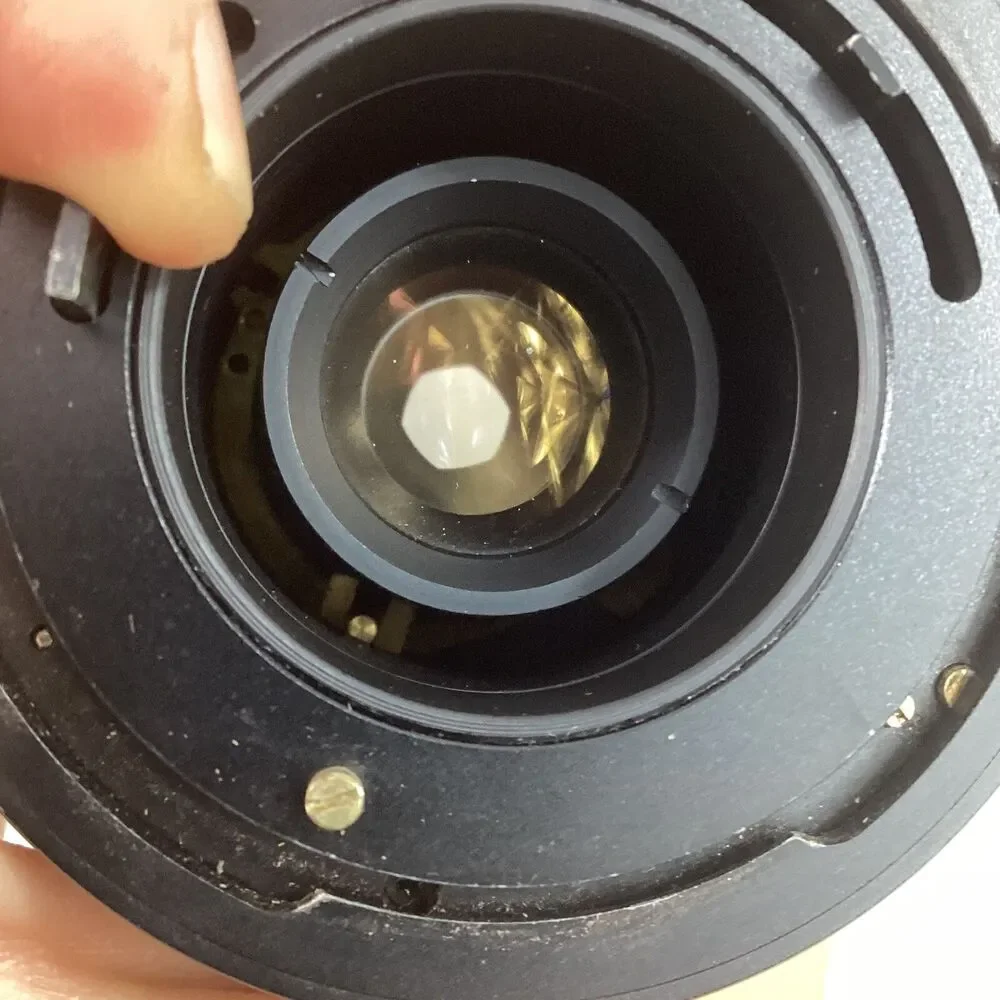 Beston Macro Zoom Lens - Black - f = 80-205 - f.4.5 - Lens Cap